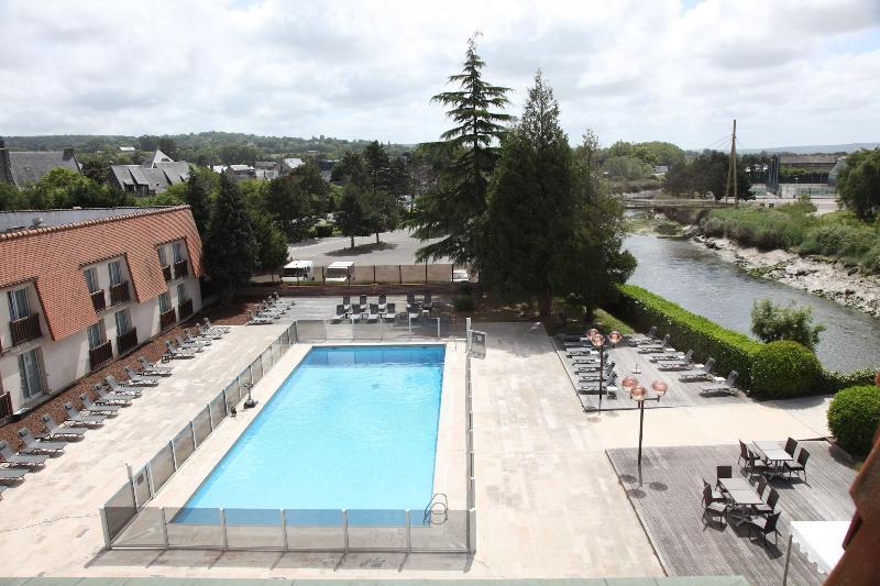 Amiraute Hotel Golf Deauville Touques Εξωτερικό φωτογραφία