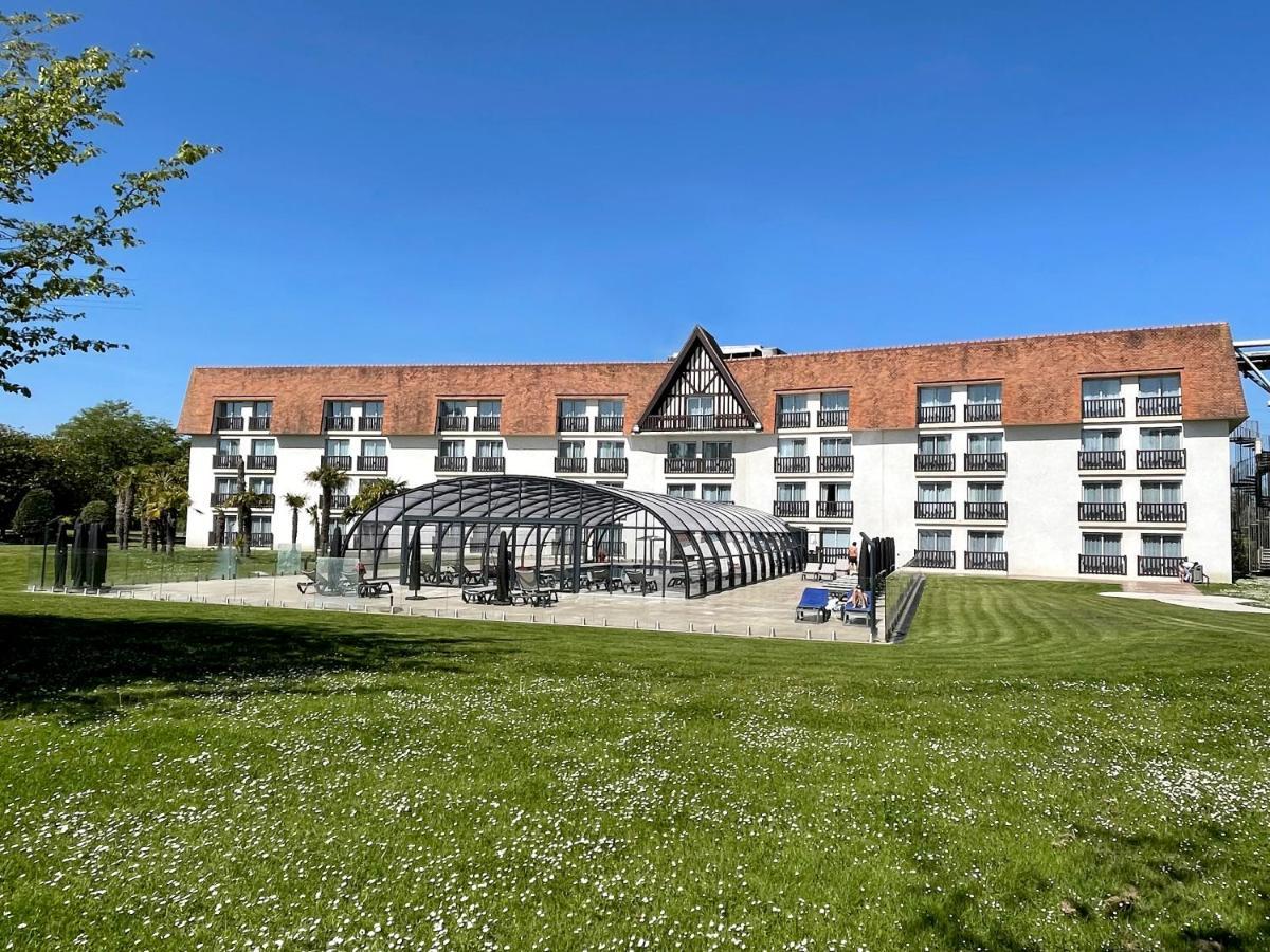 Amiraute Hotel Golf Deauville Touques Εξωτερικό φωτογραφία