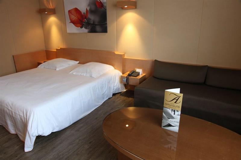 Amiraute Hotel Golf Deauville Touques Εξωτερικό φωτογραφία