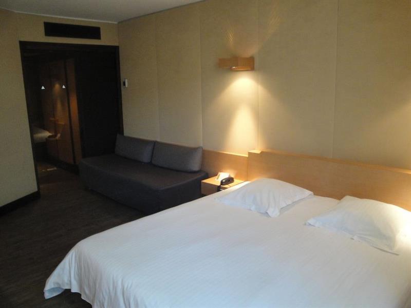 Amiraute Hotel Golf Deauville Touques Εξωτερικό φωτογραφία